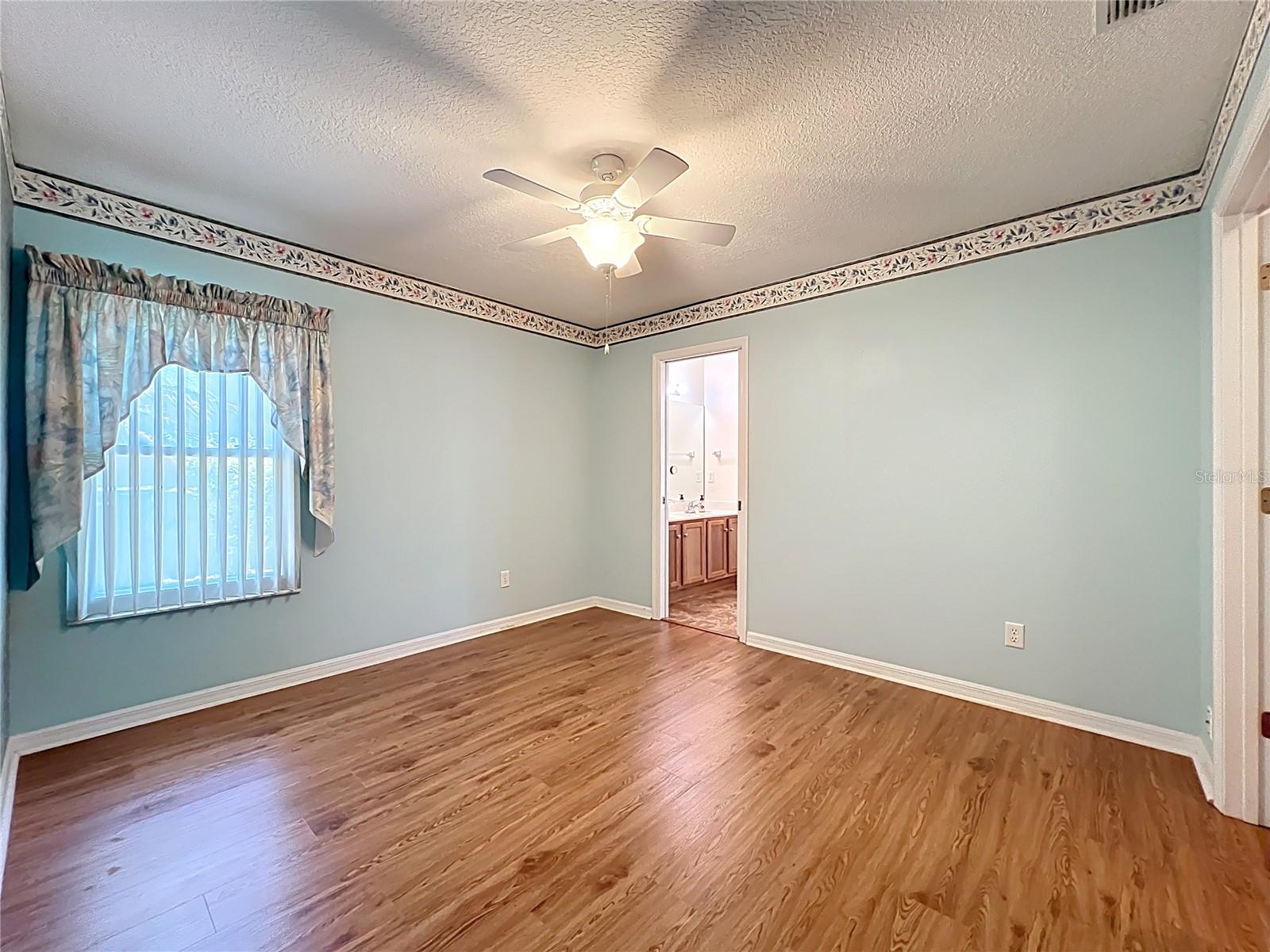 PLANTATION AT LEESBURG SAWGRASS VILLAGE - Residential