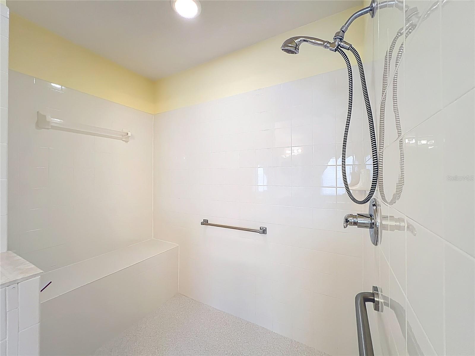 PLANTATION AT LEESBURG SAWGRASS VILLAGE - Residential