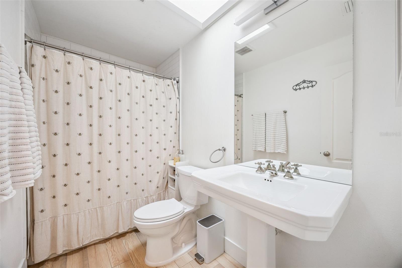 VILLAS DE LYON CONDO - Residential