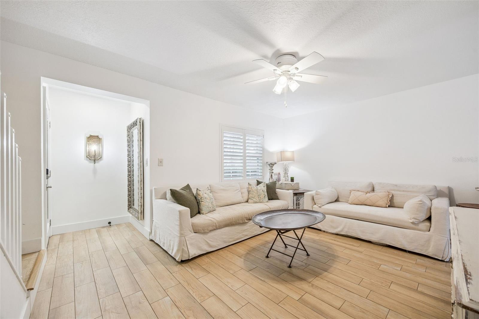 VILLAS DE LYON CONDO - Residential