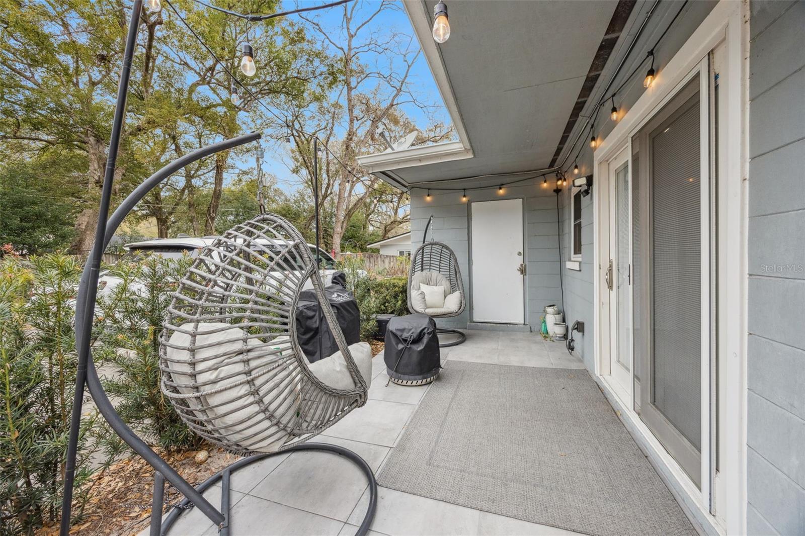 2218 ELIZABETH AVENUE 3