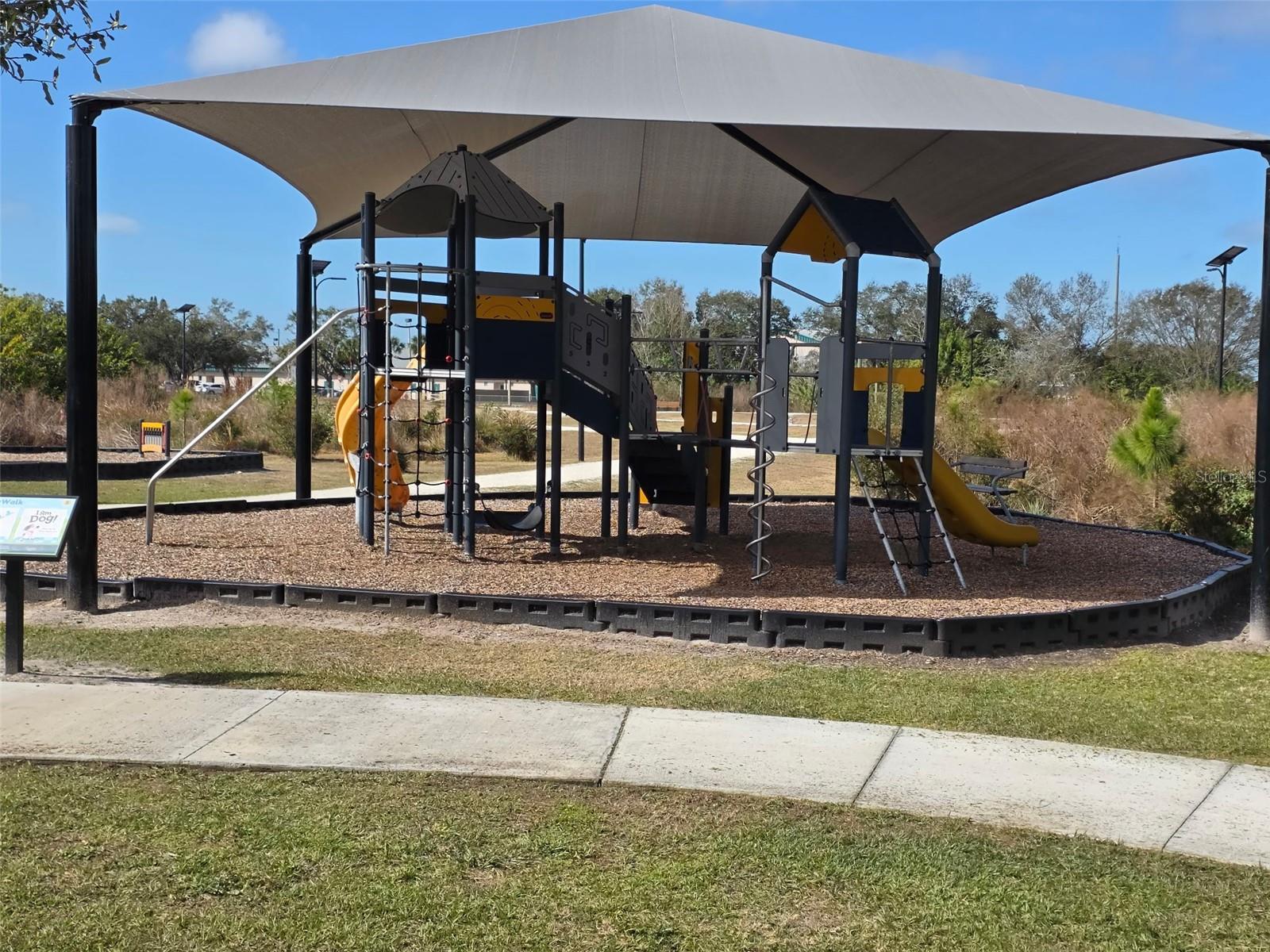 GRADY POINTE - Residential