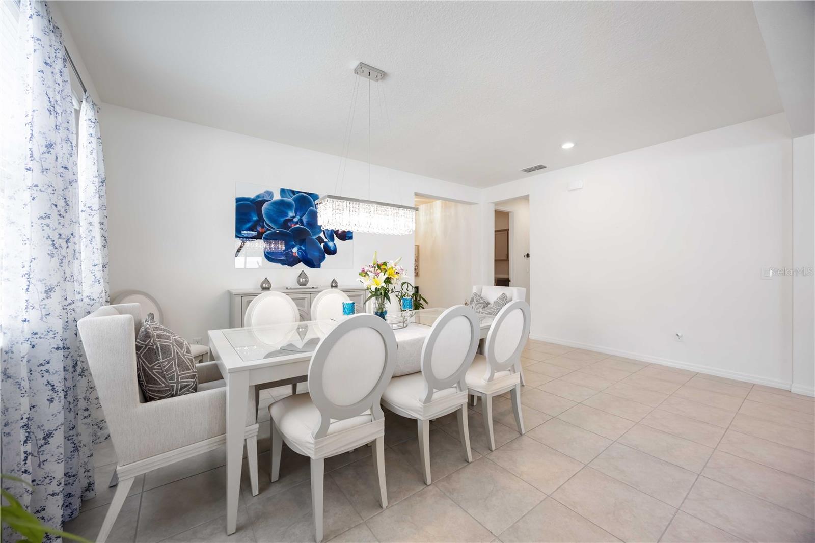 GRADY POINTE - Residential