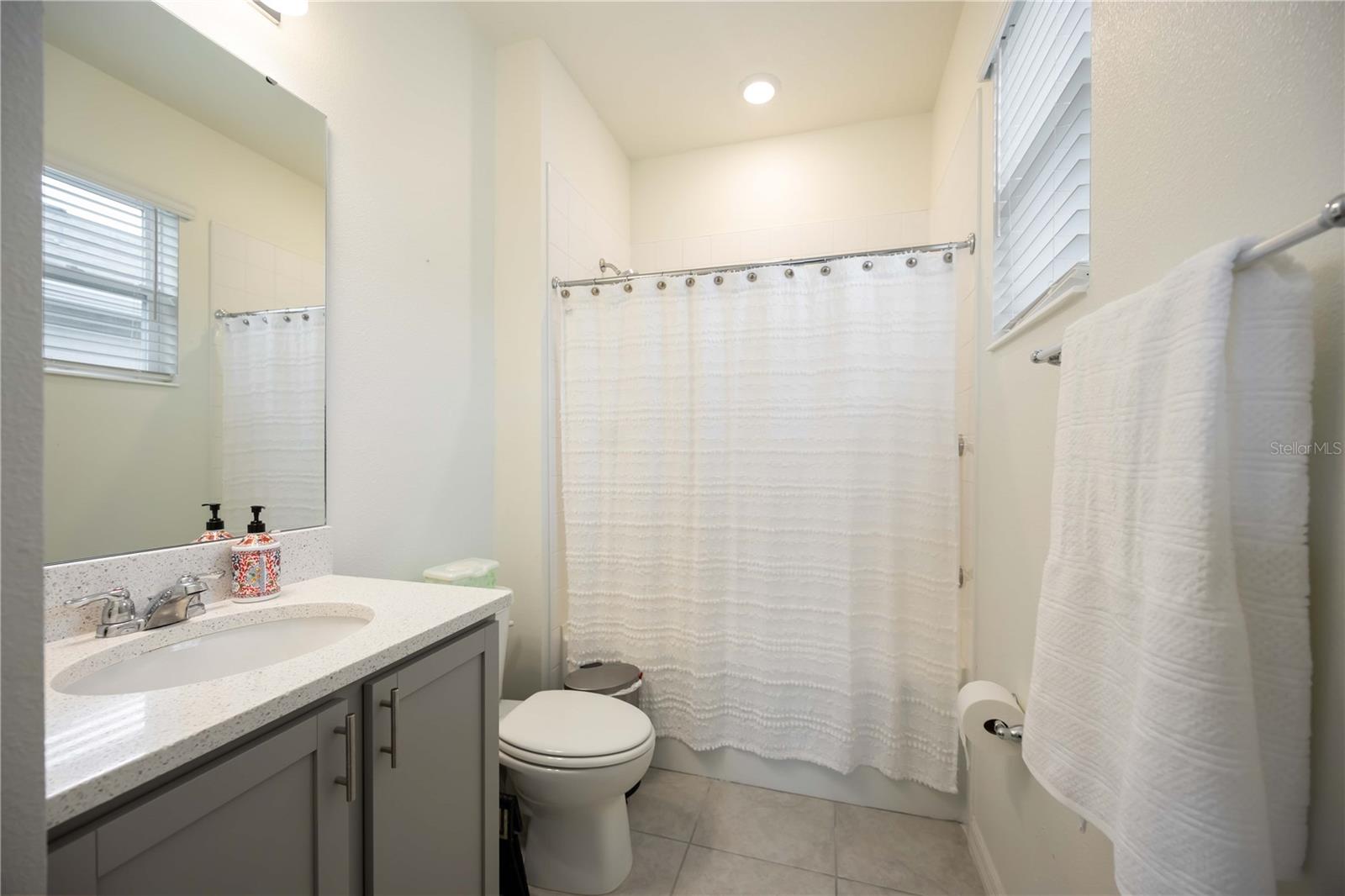 GRADY POINTE - Residential