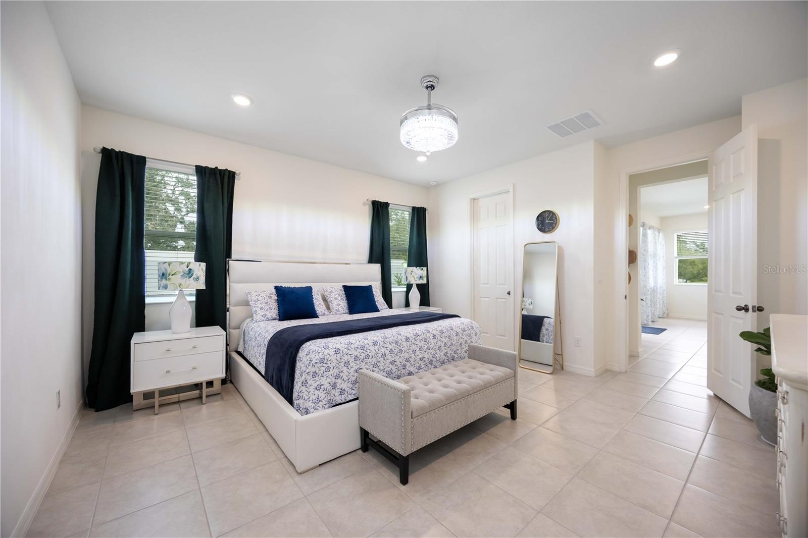GRADY POINTE - Residential