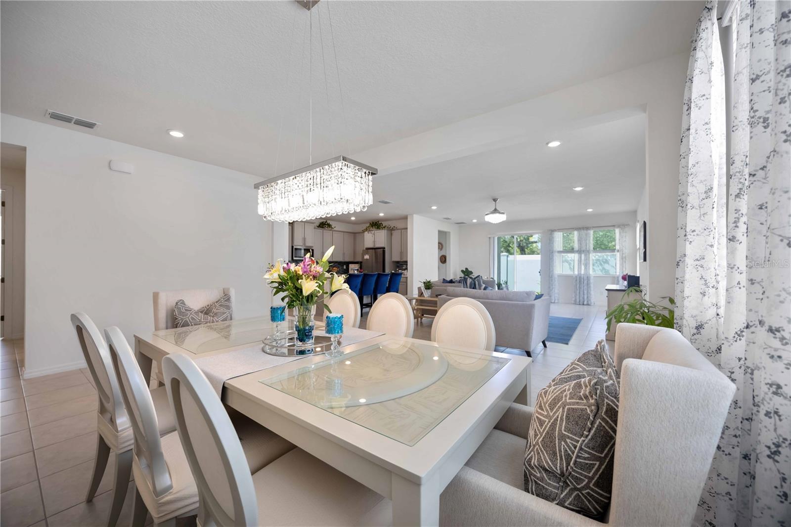 GRADY POINTE - Residential