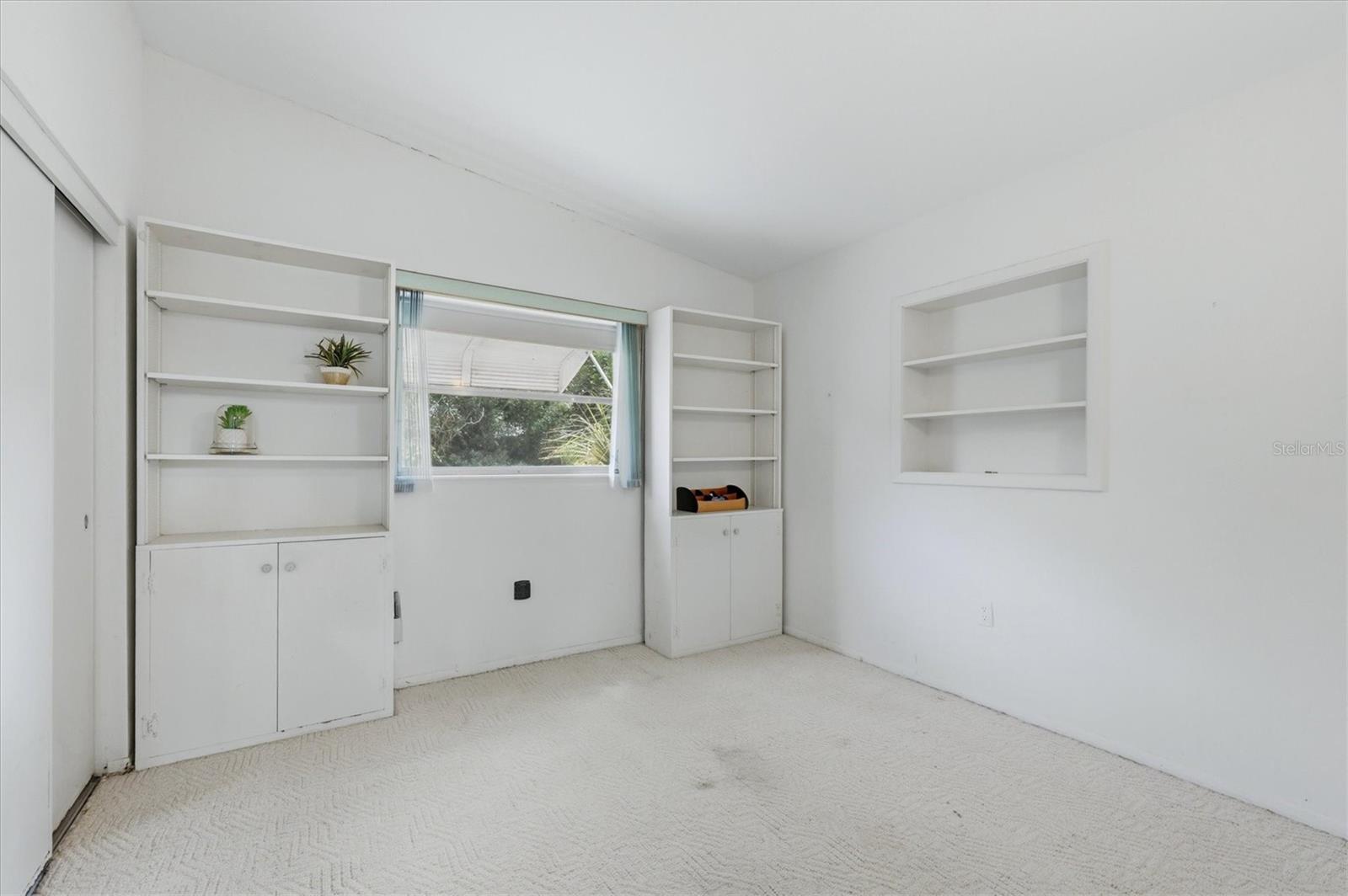 KENSINGTON PARK - Residential