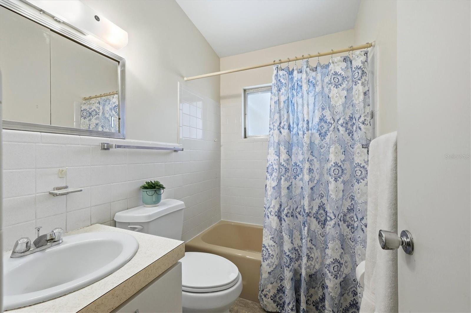 KENSINGTON PARK - Residential