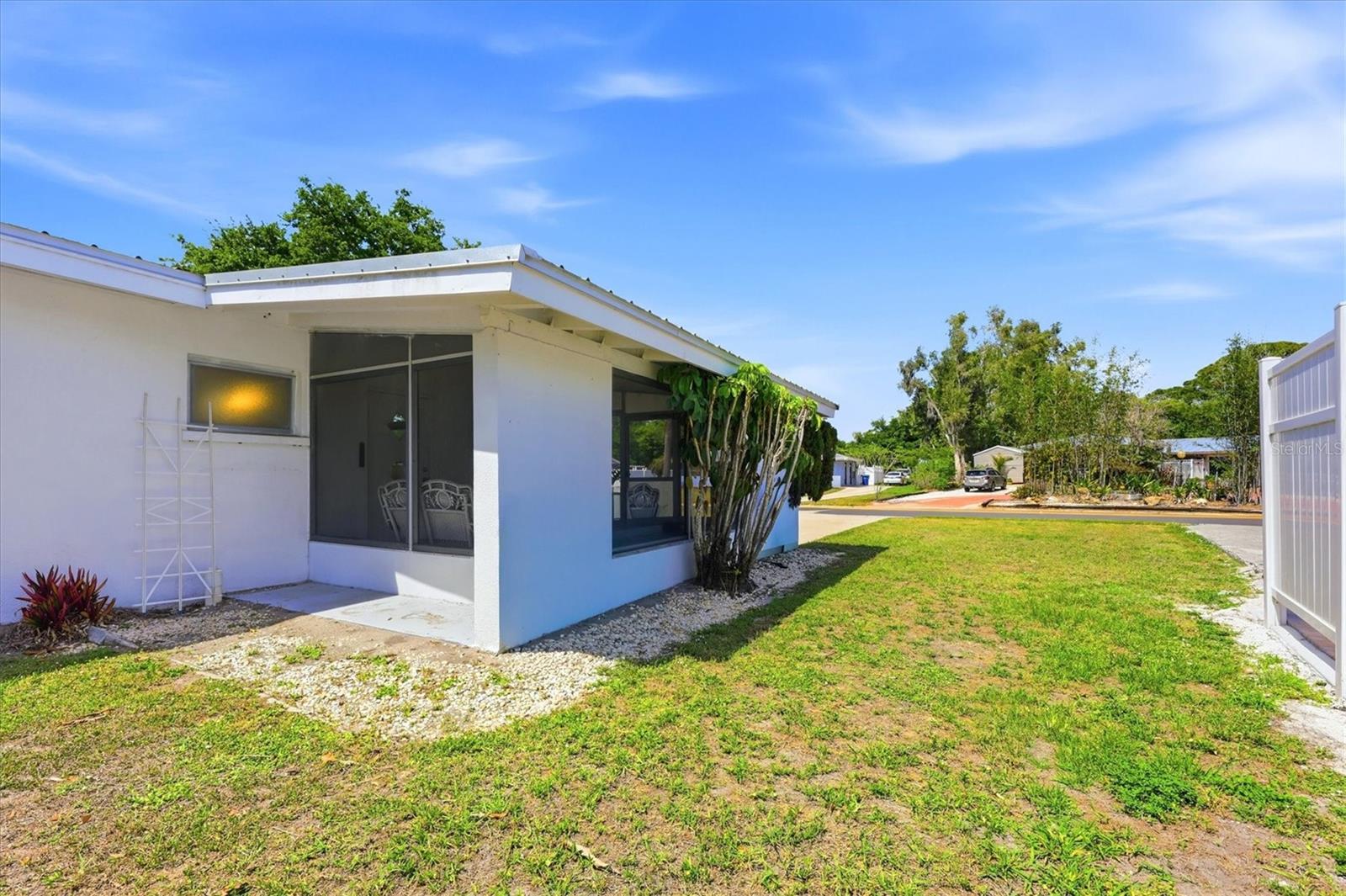 KENSINGTON PARK - Residential