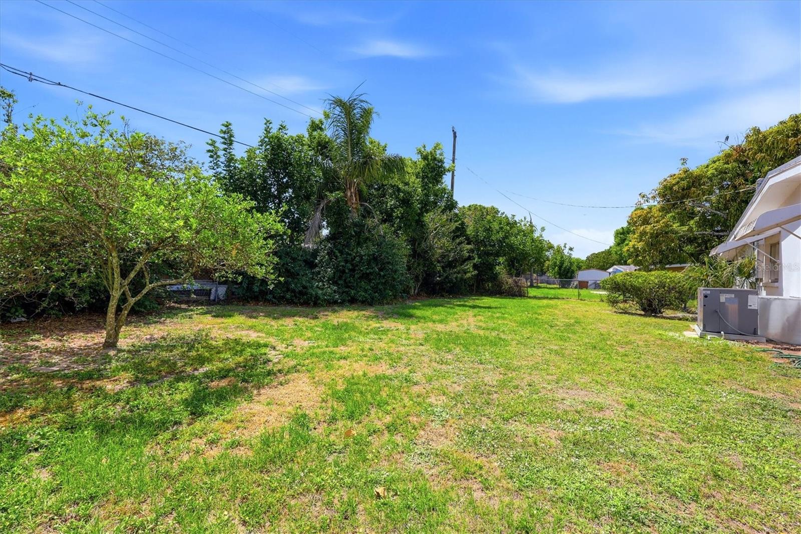 KENSINGTON PARK - Residential