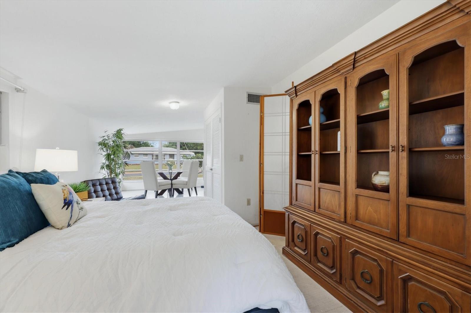 KENSINGTON PARK - Residential