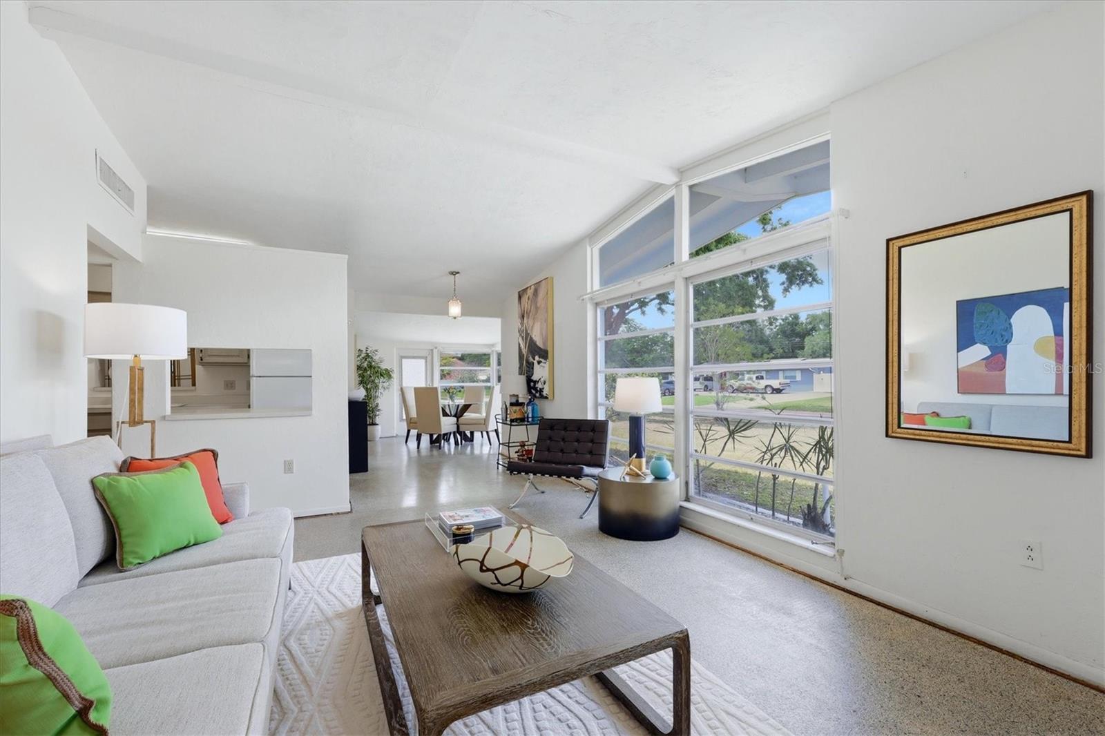 KENSINGTON PARK - Residential