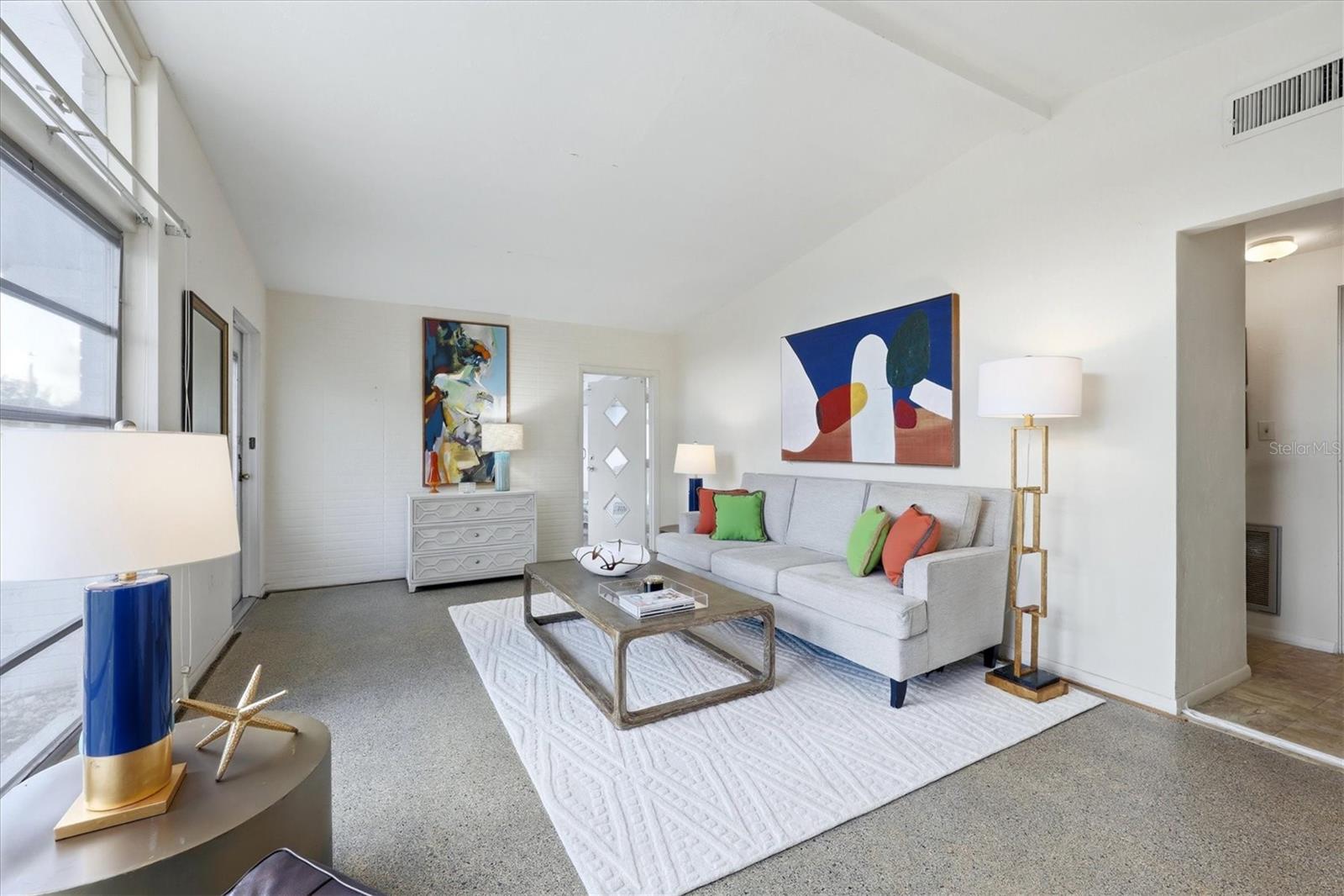 KENSINGTON PARK - Residential