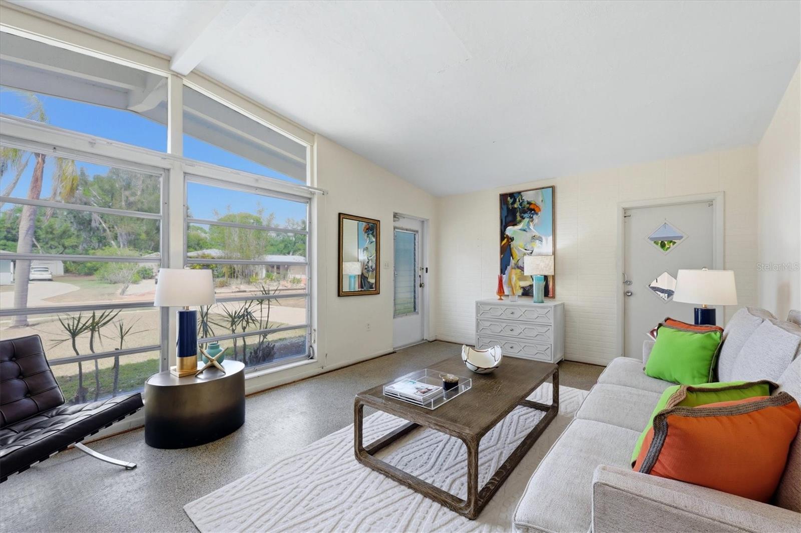 KENSINGTON PARK - Residential