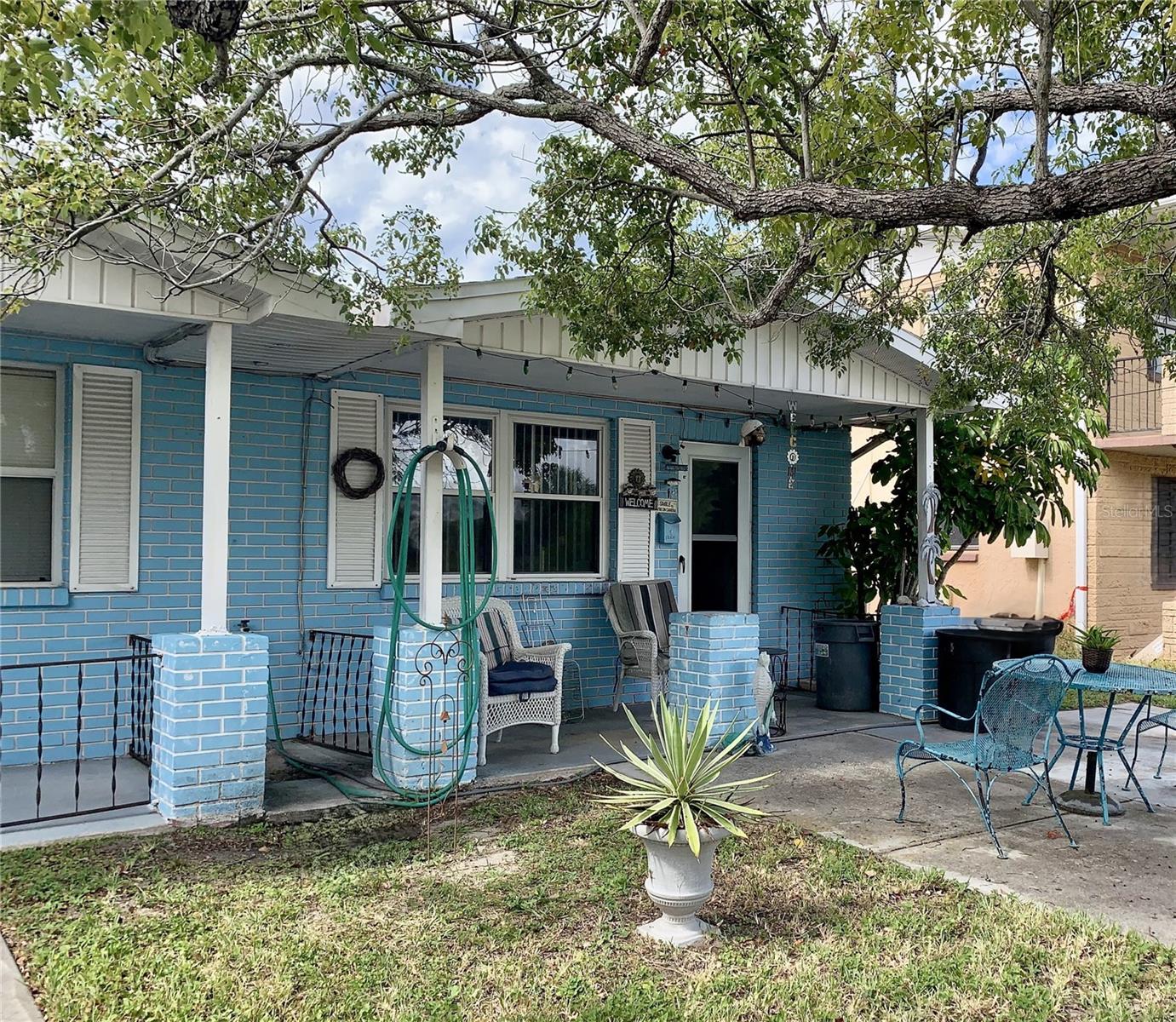 LEISURE BEACH - Residential Income