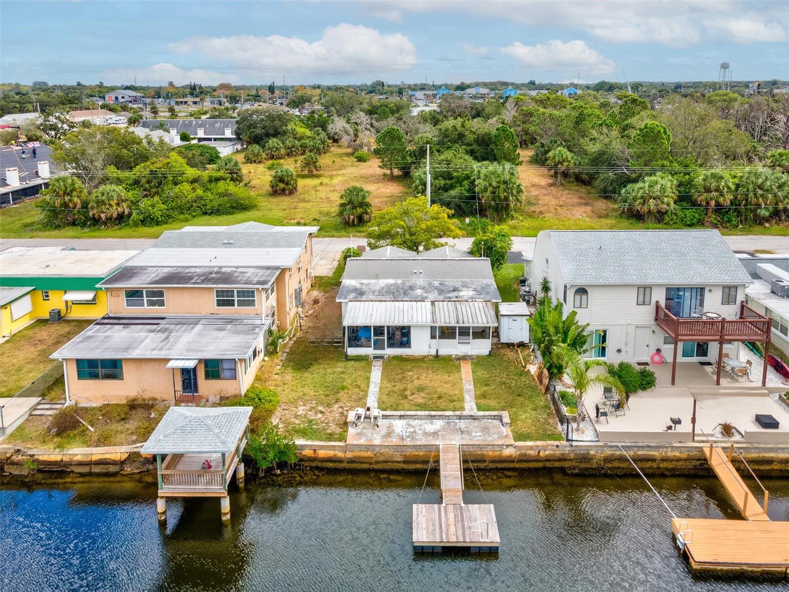 LEISURE BEACH - Residential Income