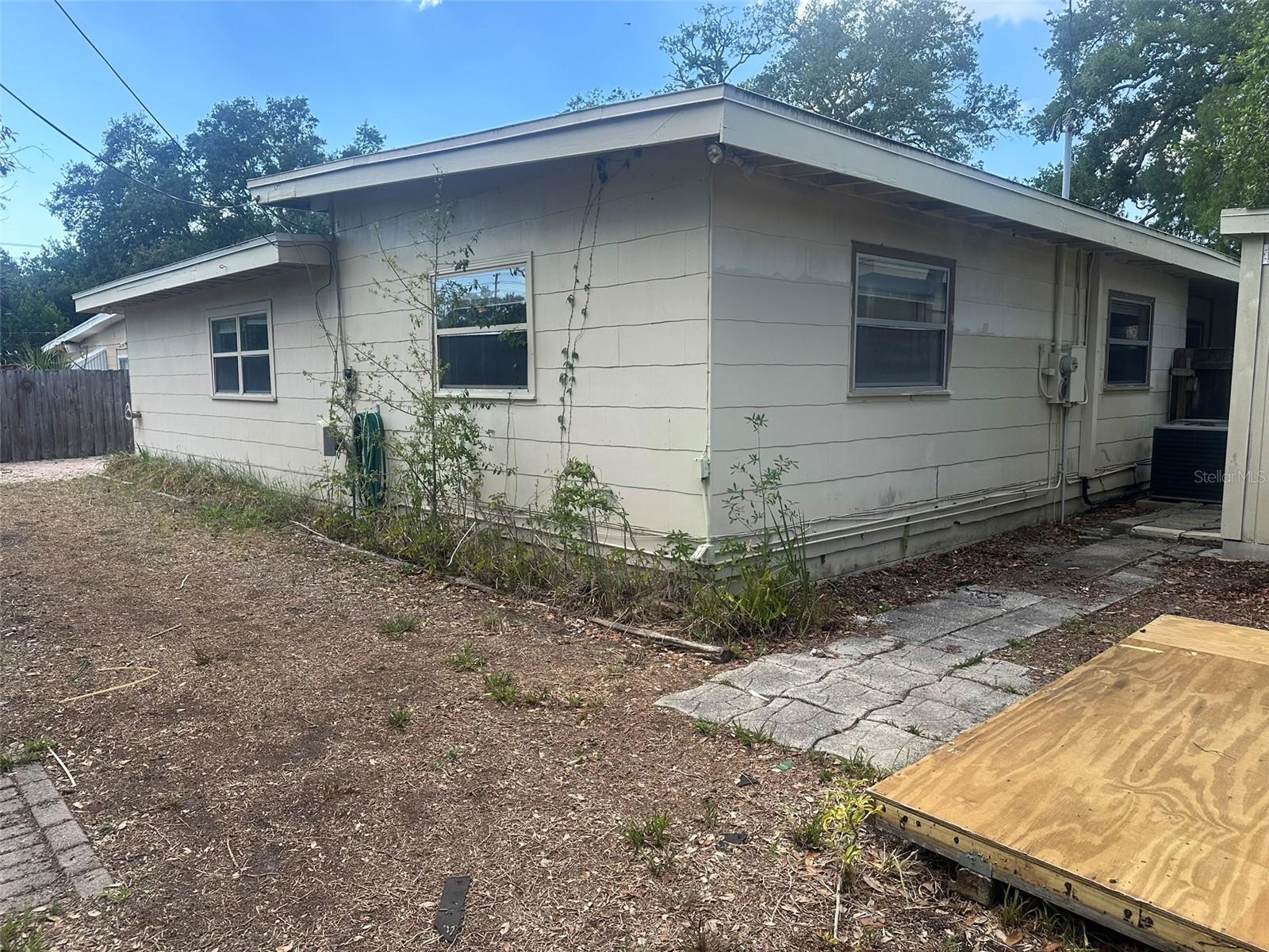 JUNGLE COUNTRY CLUB 2ND ADD - Residential