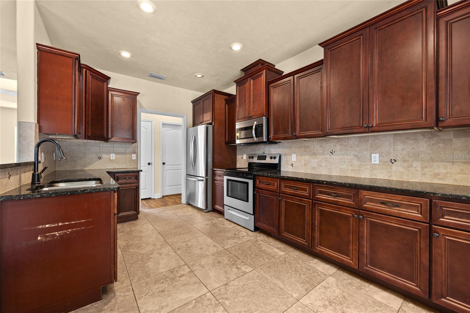 NEWBERRY OAKS PH 7 - Residential