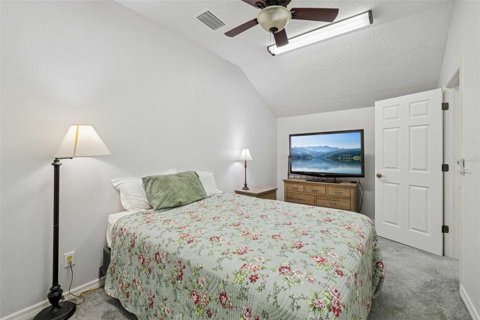 RIVERGLEN UNIT 6 PH 2 & U - Residential