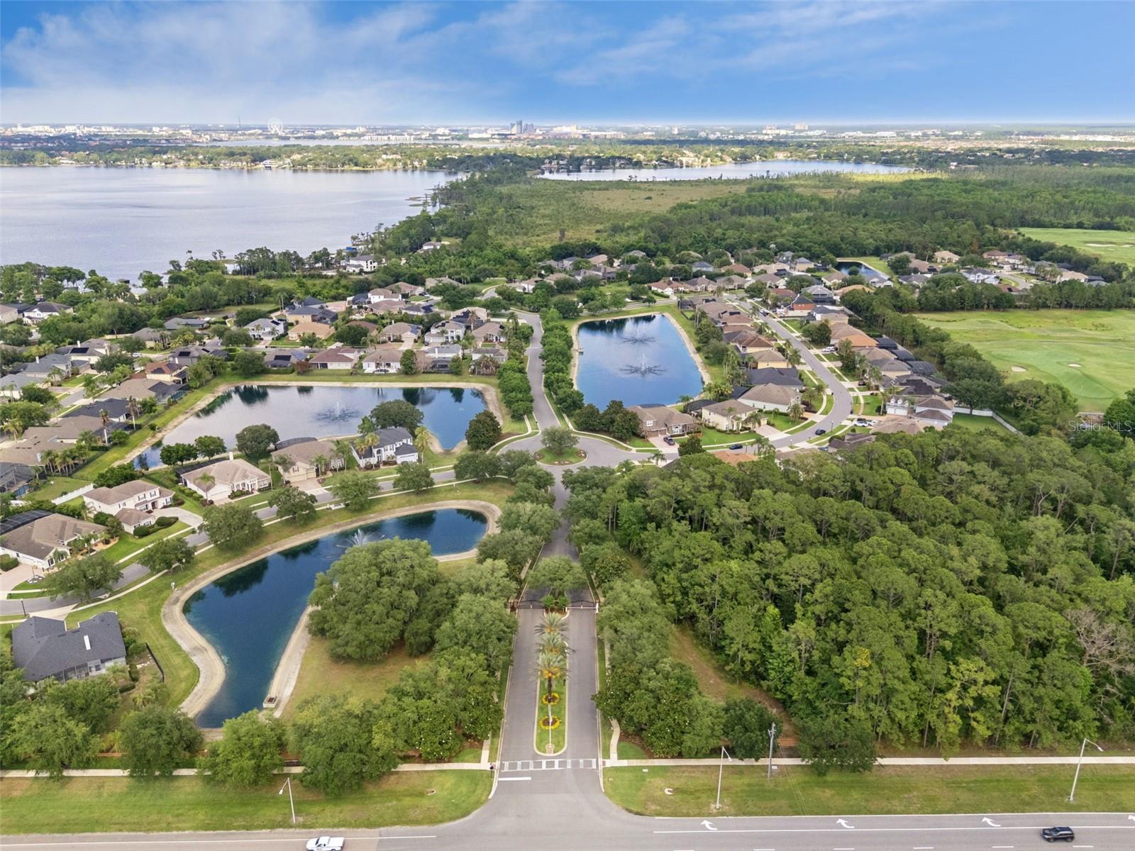 LAKE SHEEN RESERVE PH 01 48 43 - Residential