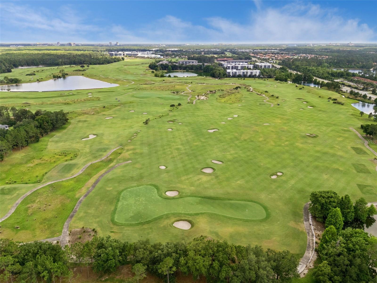 LAKE SHEEN RESERVE PH 01 48 43 - Residential