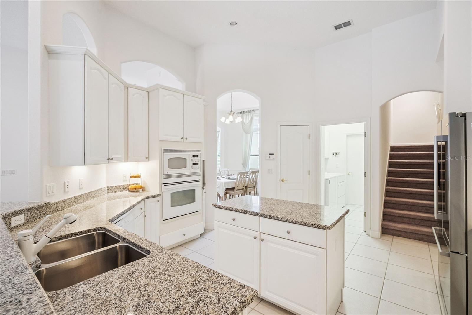 LAKE SHEEN RESERVE PH 01 48 43 - Residential