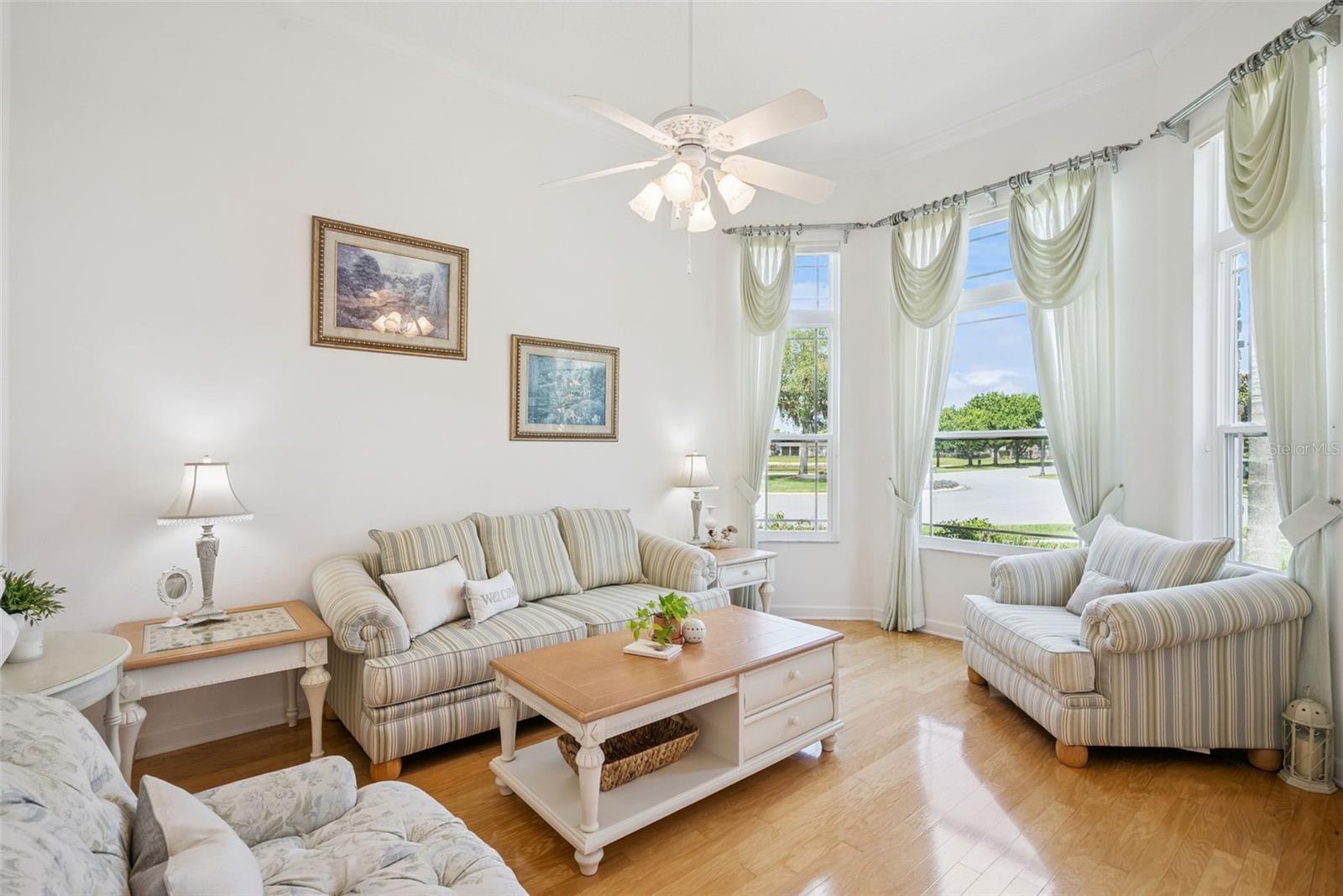 LAKE SHEEN RESERVE PH 01 48 43 - Residential