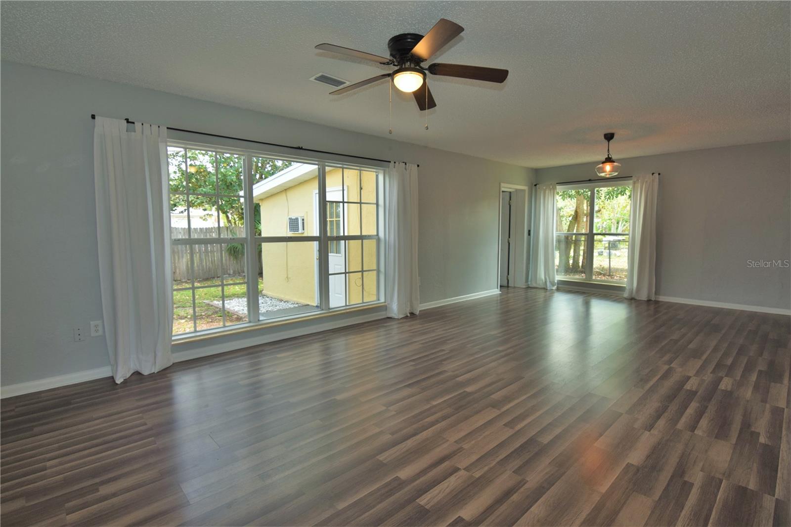 21572 EDGEWATER DRIVE