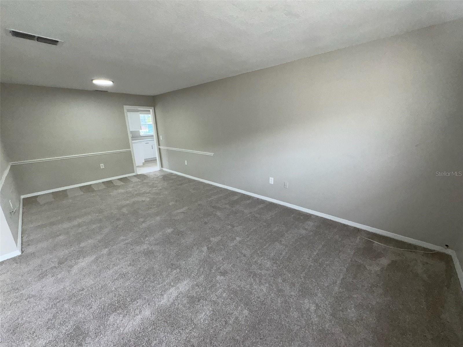 6624 KRISTIN COURT
