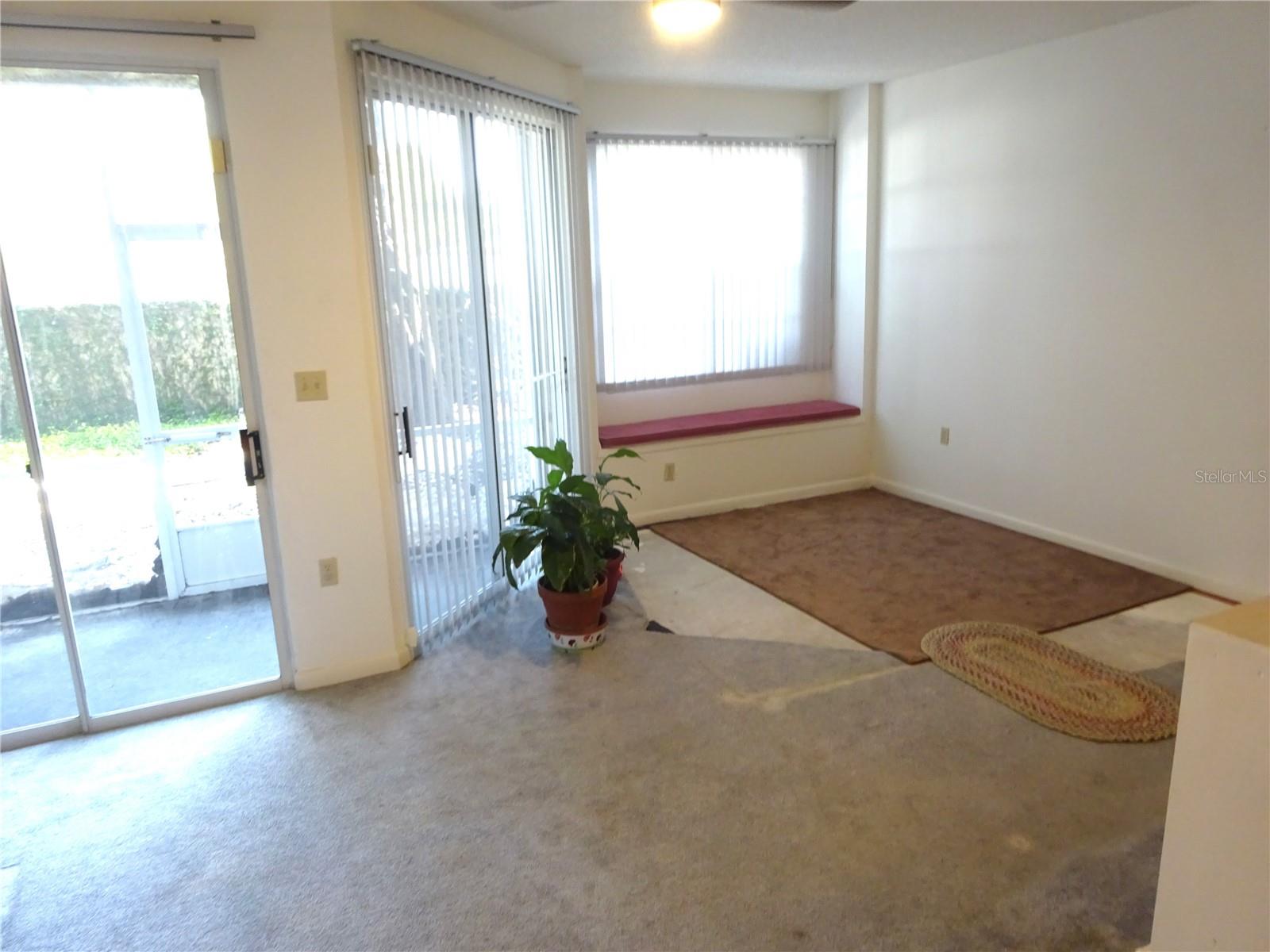 672 POST OAK CIRCLE 106