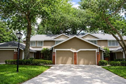 Photo of 672 Post Oak Circle #106, Altamonte Springs, FL 32701 (MLS # O6306266)