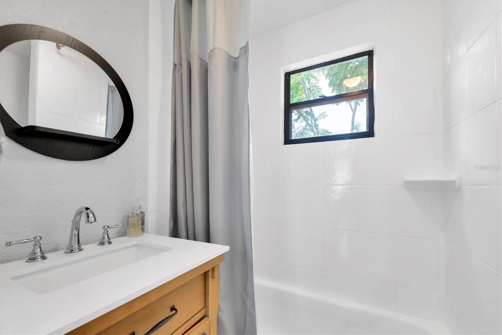 TANGERINE BUS CENTER SUB - Residential Lease