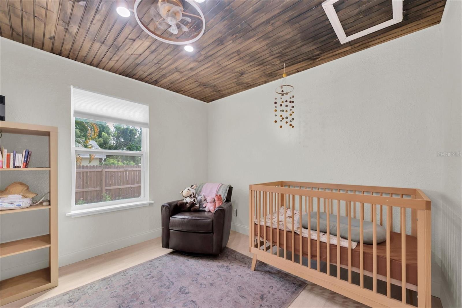 TANGERINE BUS CENTER SUB - Residential Lease