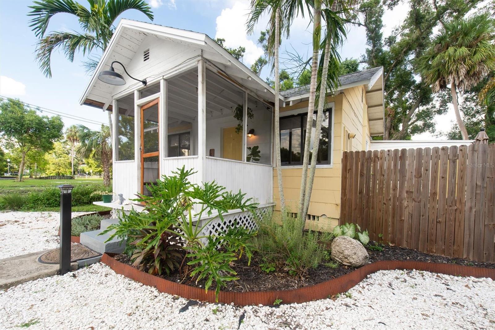 TANGERINE BUS CENTER SUB - Residential Lease