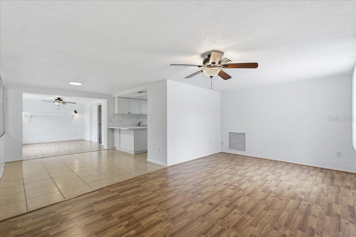 12404 COBBLE STONE DRIVE