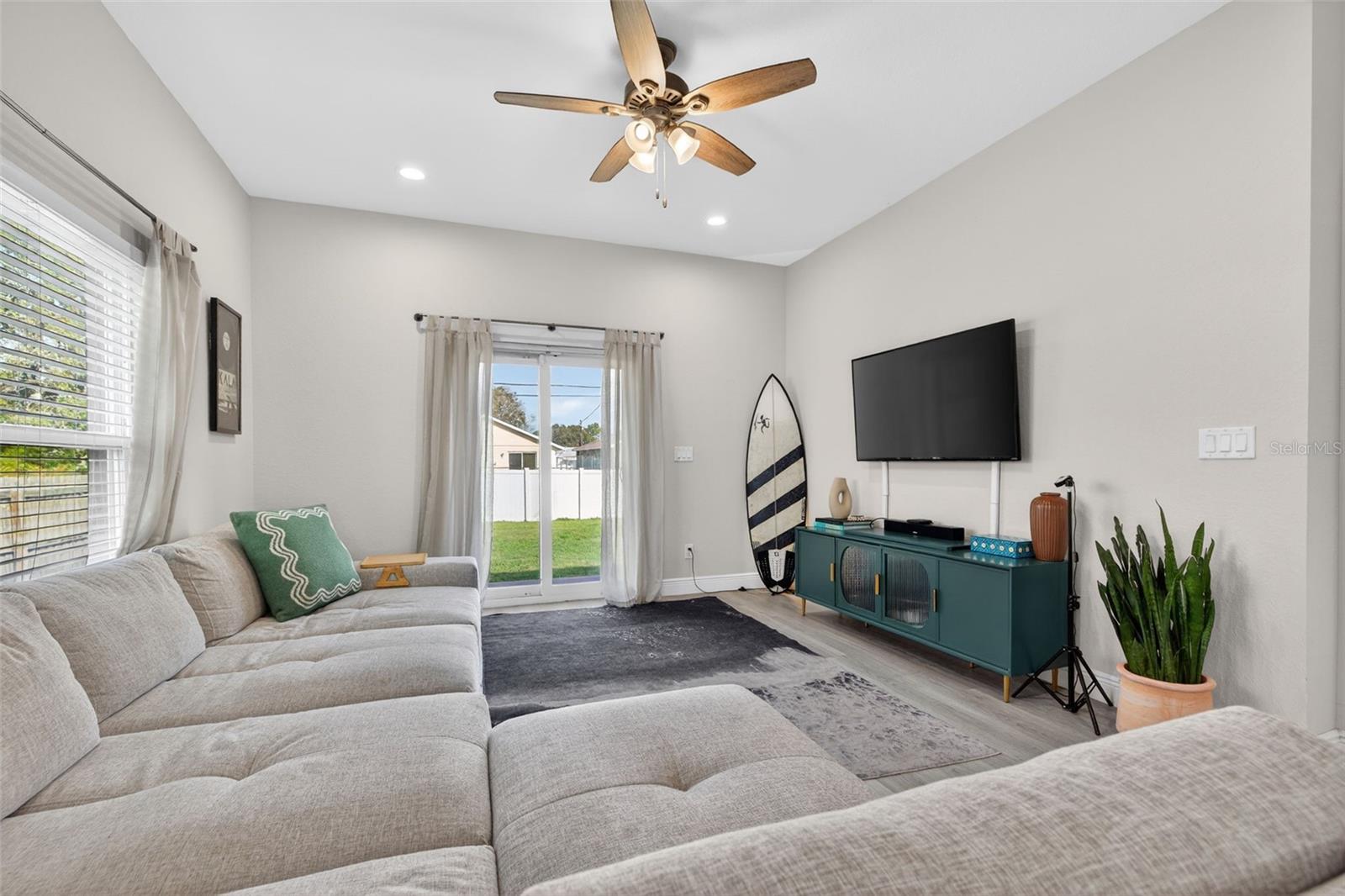 VICTORY HEIGHTS - Residential