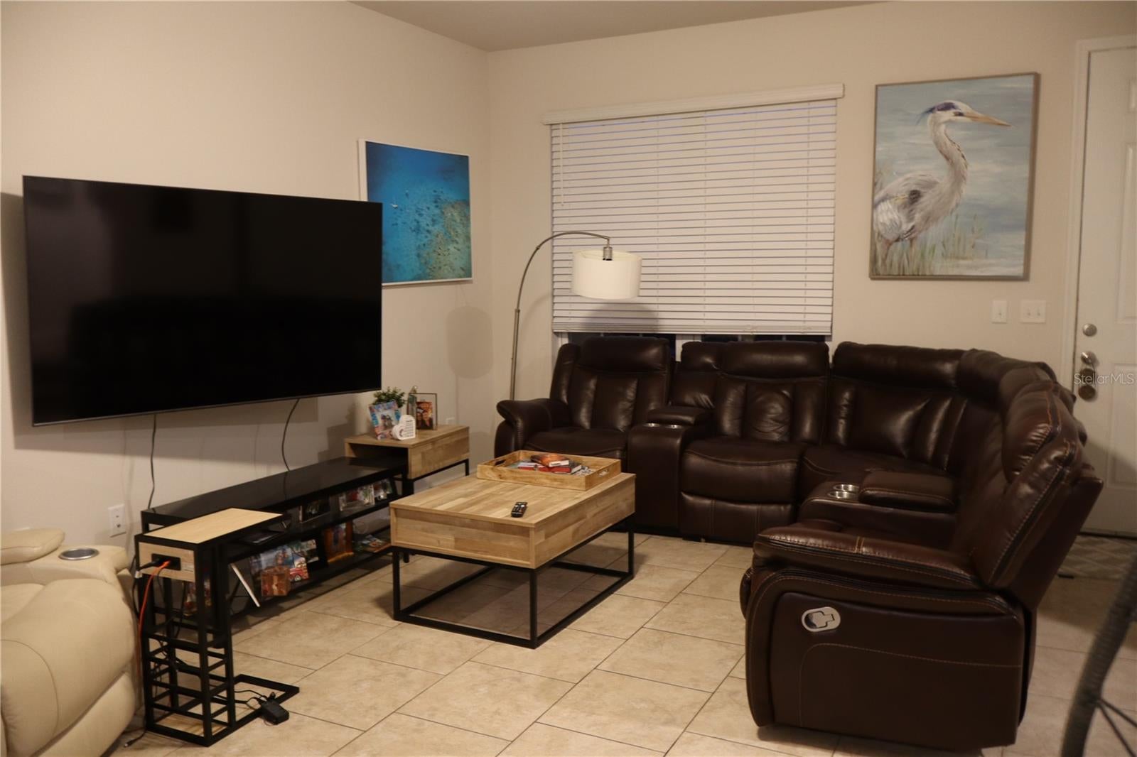 2413 GATHERING WAY