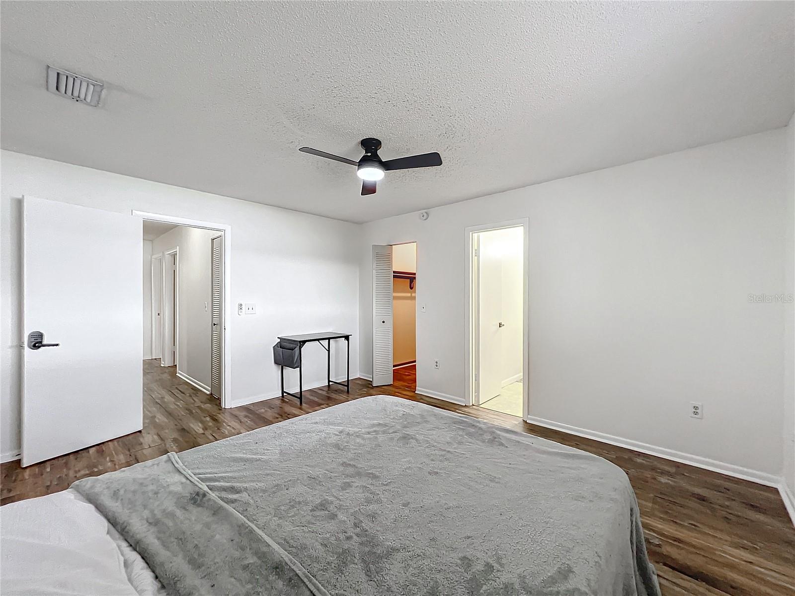 PLANTATION COVE CONDO PH 01 - Residential