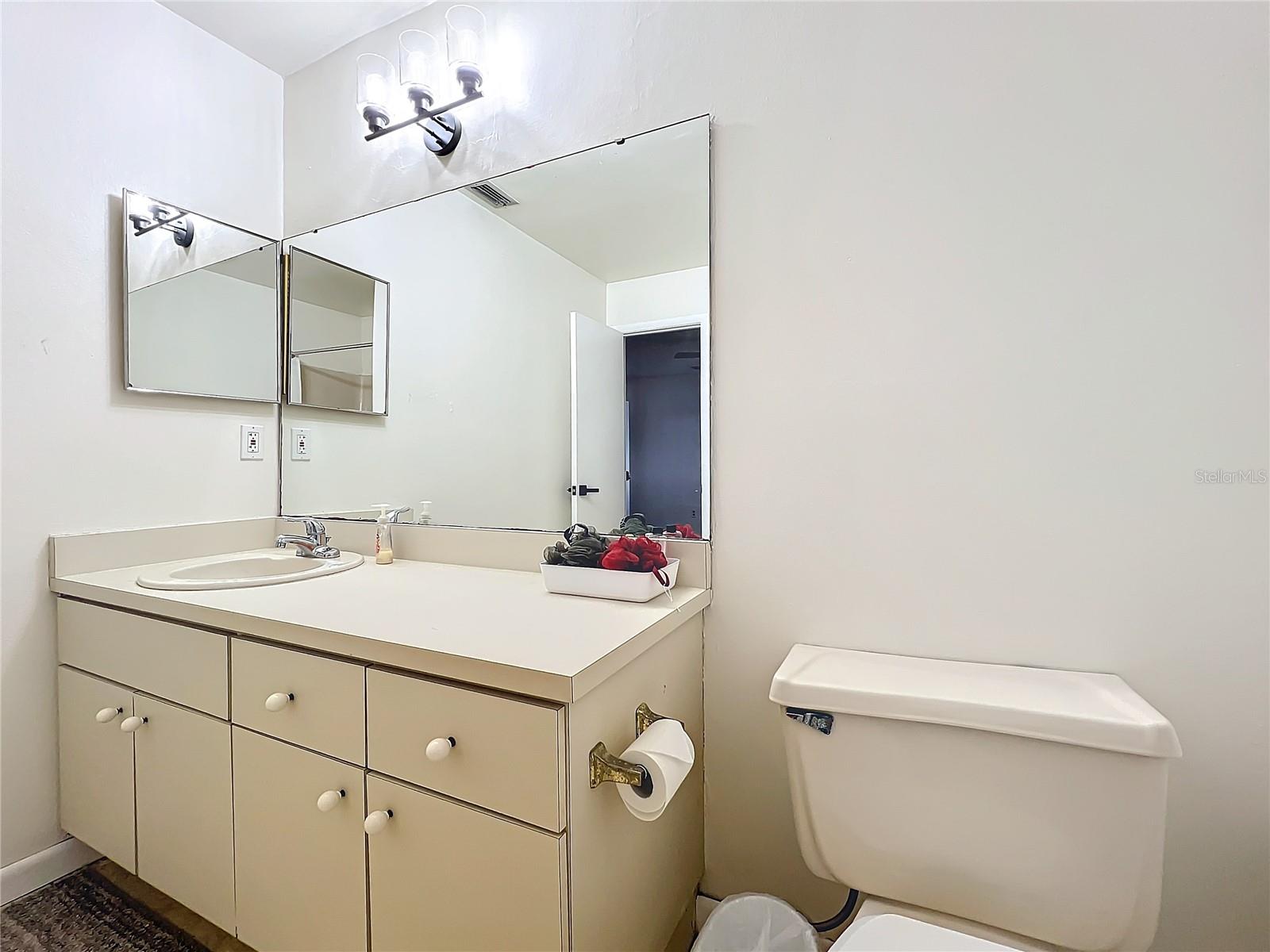 PLANTATION COVE CONDO PH 01 - Residential