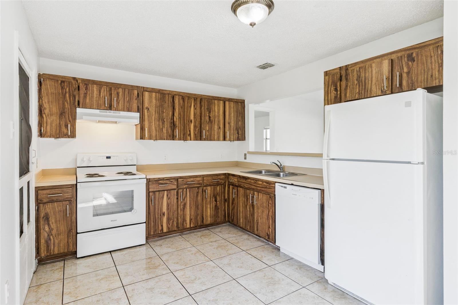 POINCIANA NBRHD 01 VILLAGE 03 - Residential