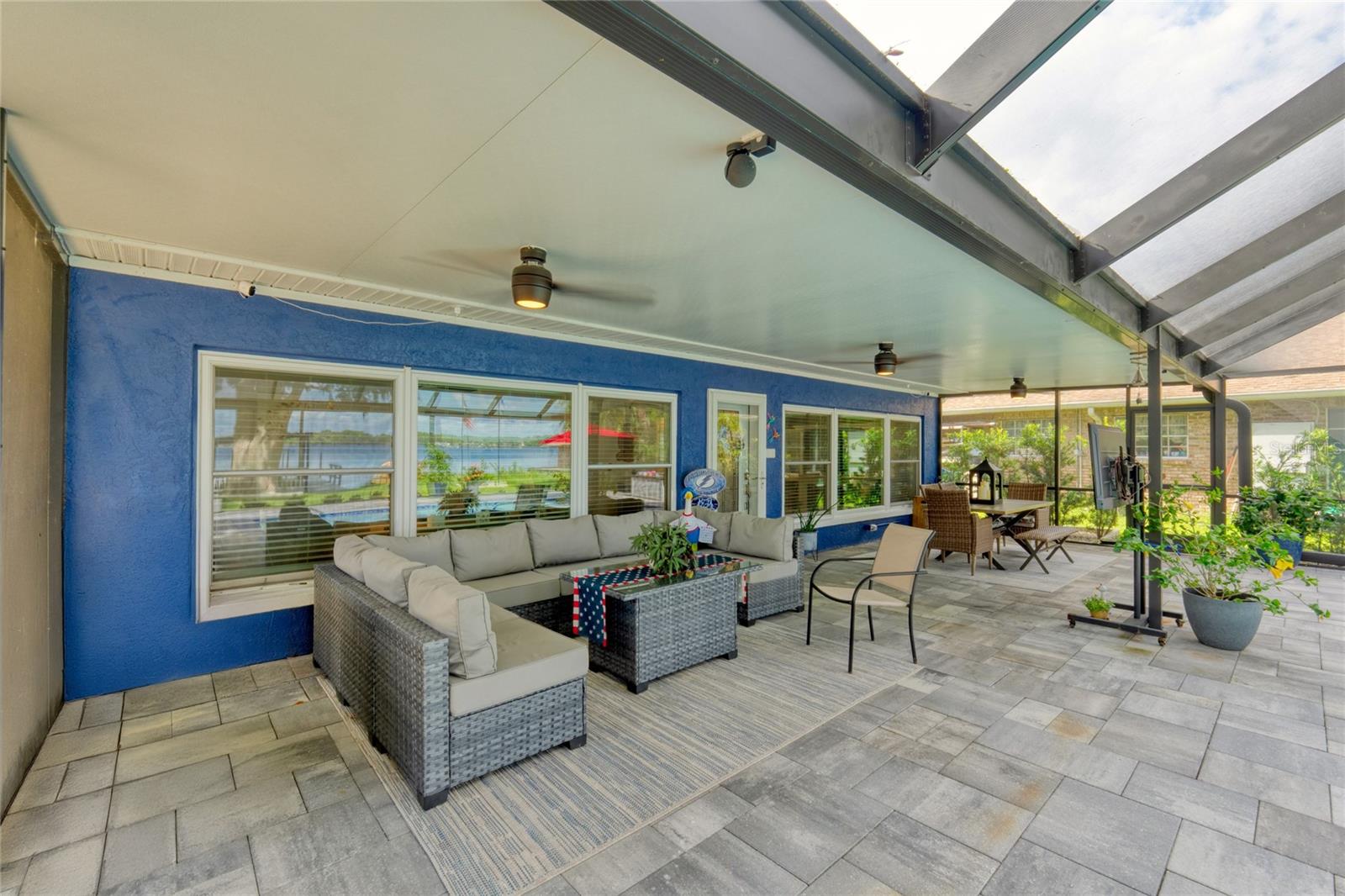 GNUOY PARK - Residential