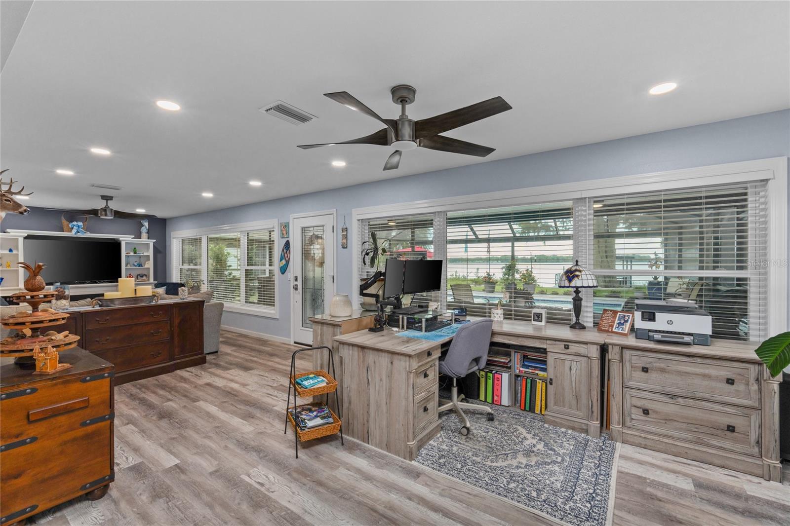 GNUOY PARK - Residential