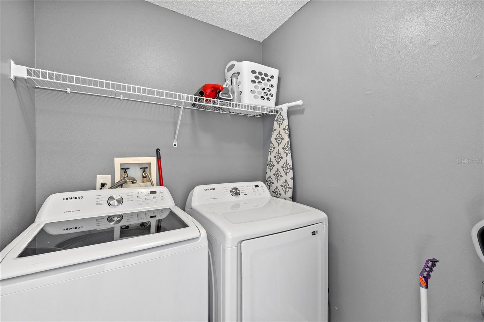 INDIAN POINT PH 6 - Residential