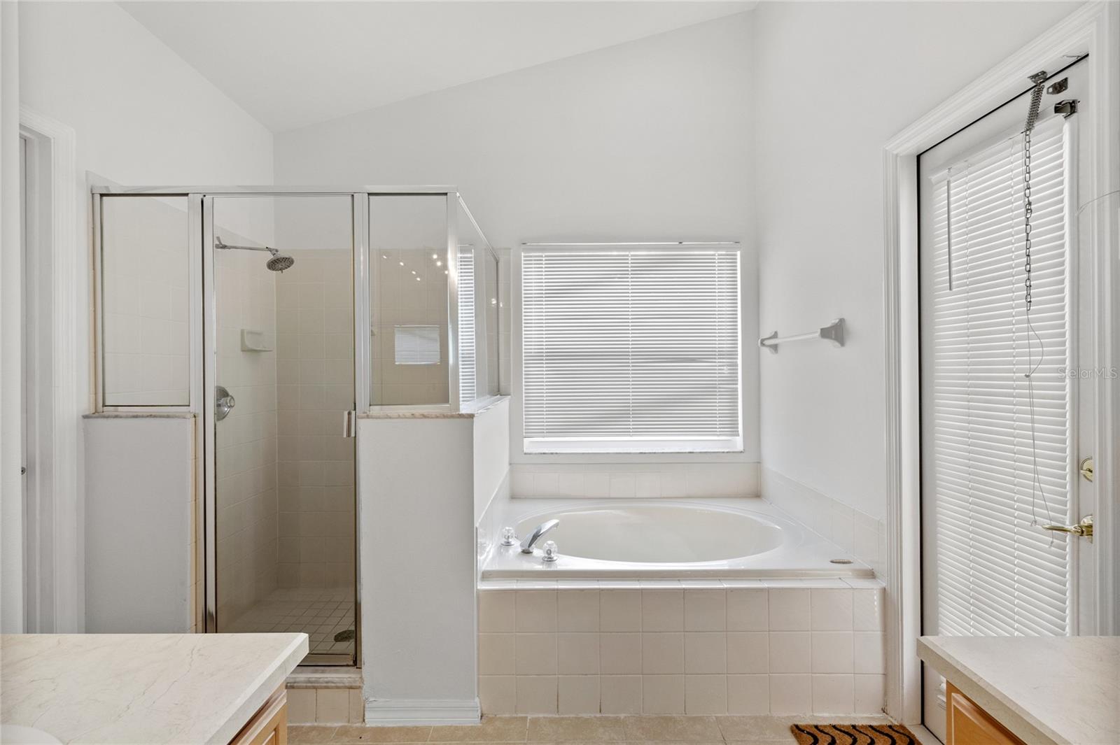 INDIAN POINT PH 6 - Residential