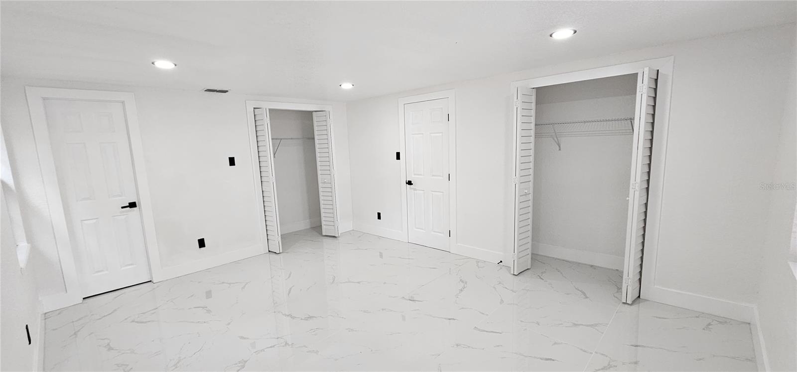 TAMPA OVERLOOK - Residential