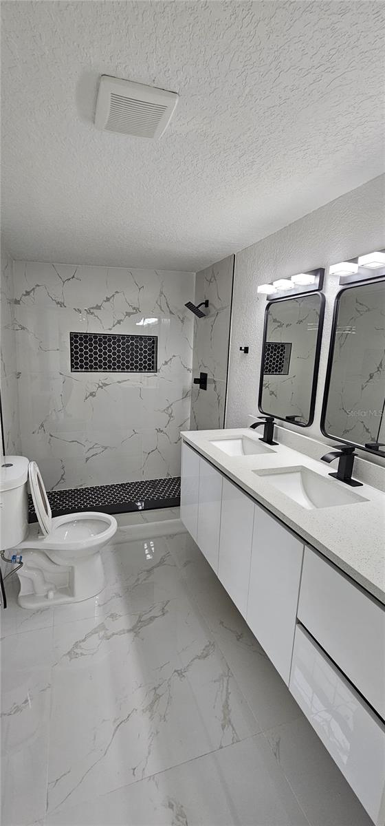 TAMPA OVERLOOK - Residential