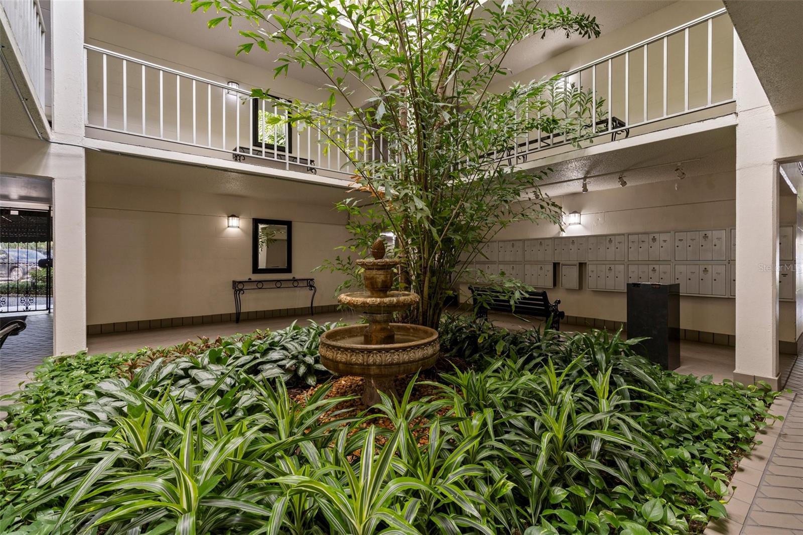 3325 BAYSHORE BOULEVARD C36