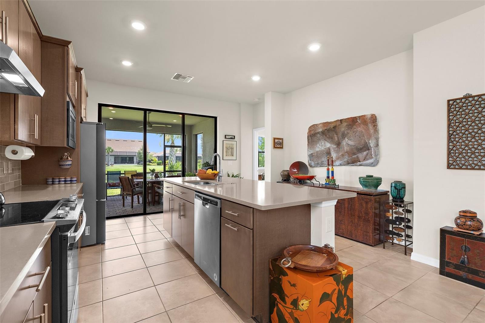 ISLANDWALK/THE WEST VLGS PH 8 - Residential