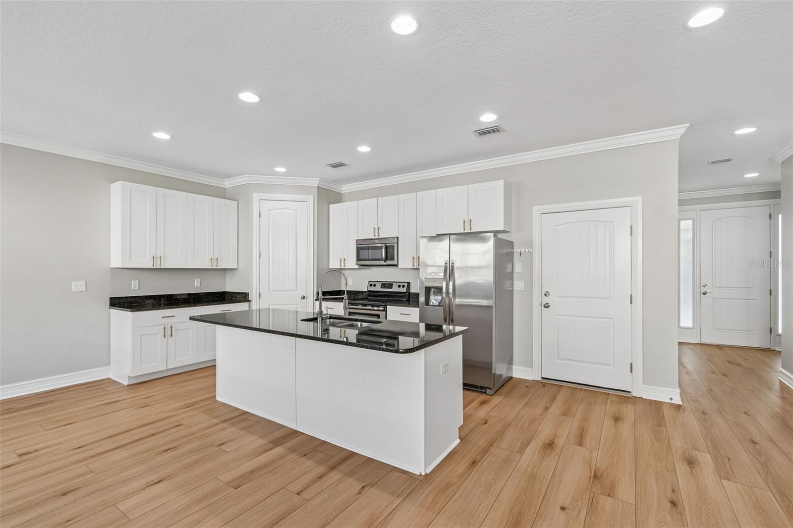 6921 INTERBAY BOULEVARD 3