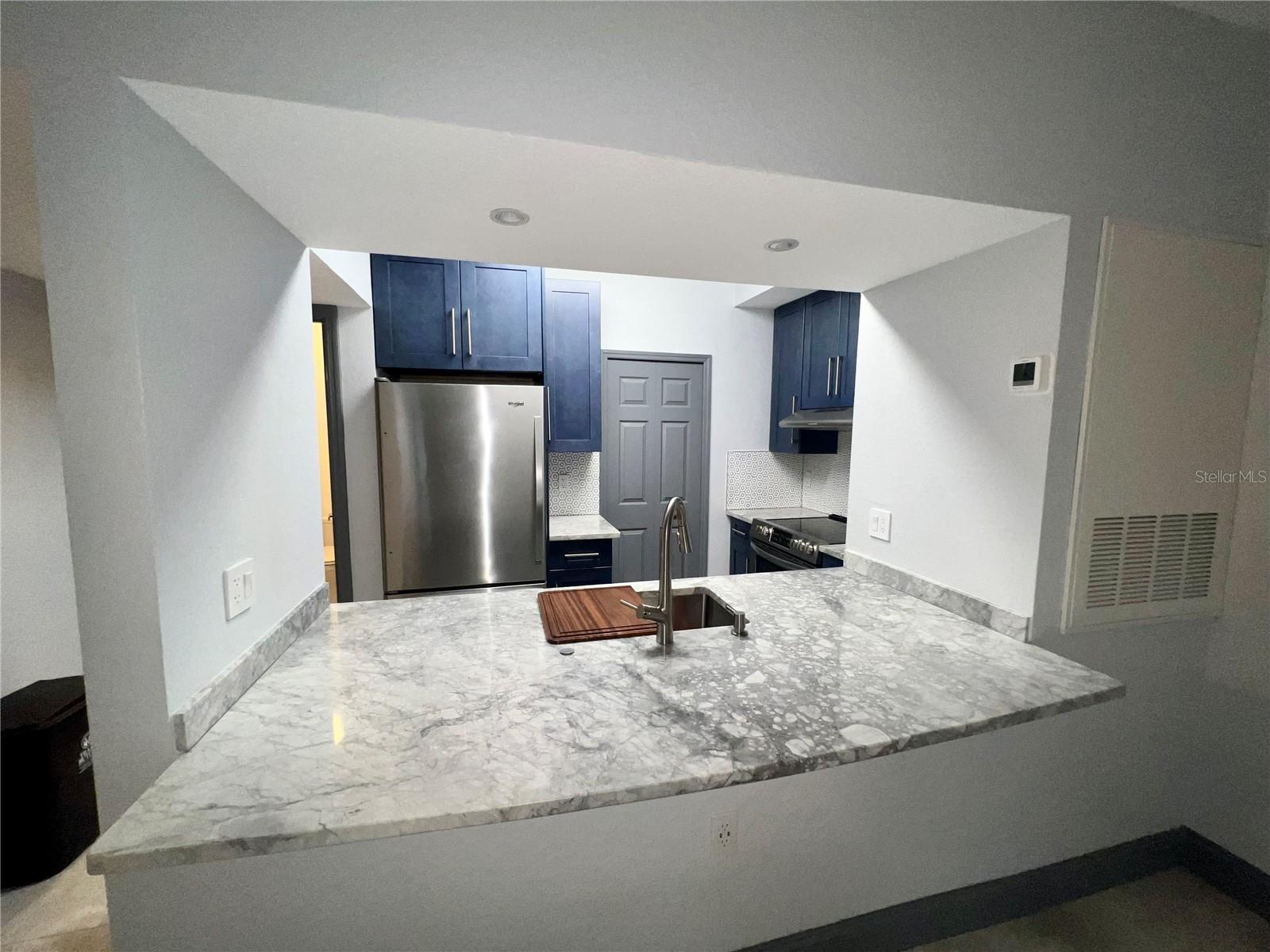 CHARLES TOWNE/PK CENTRAL CONDO - Residential Lease